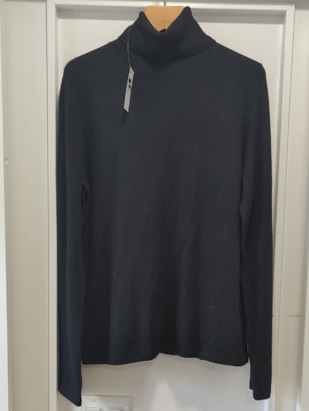 Ann Taylor NWT Black Turtleneck Knit Sweater